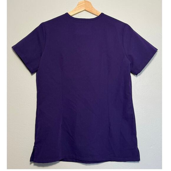Women's XS Figs Catarina One Pocket Scrub Top Digital Grape Short Sleeve Purple - Picture 5 of 5
